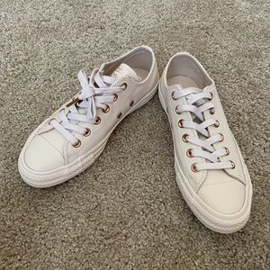 Converse Leather low-cut